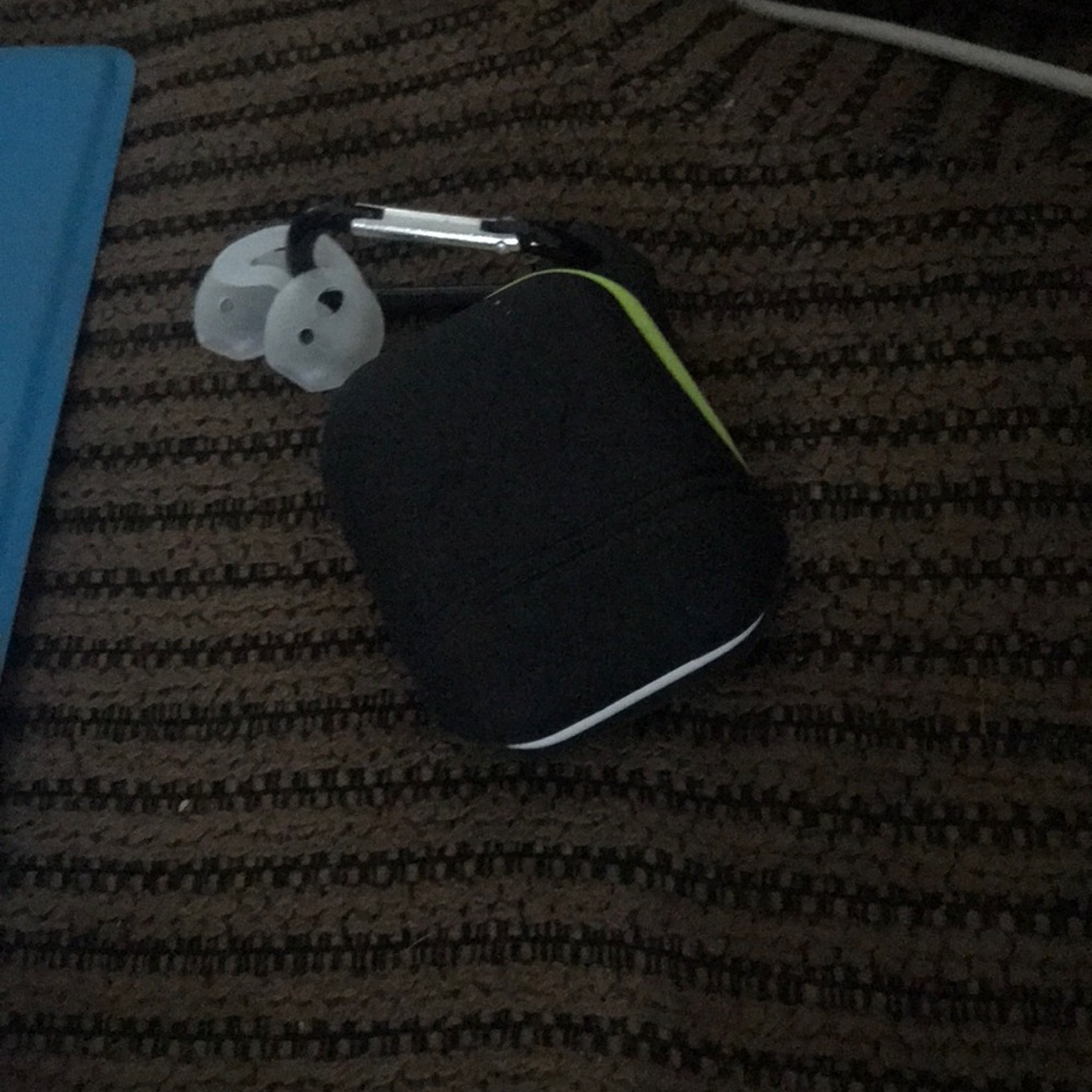 Meet your Posher, Manuel